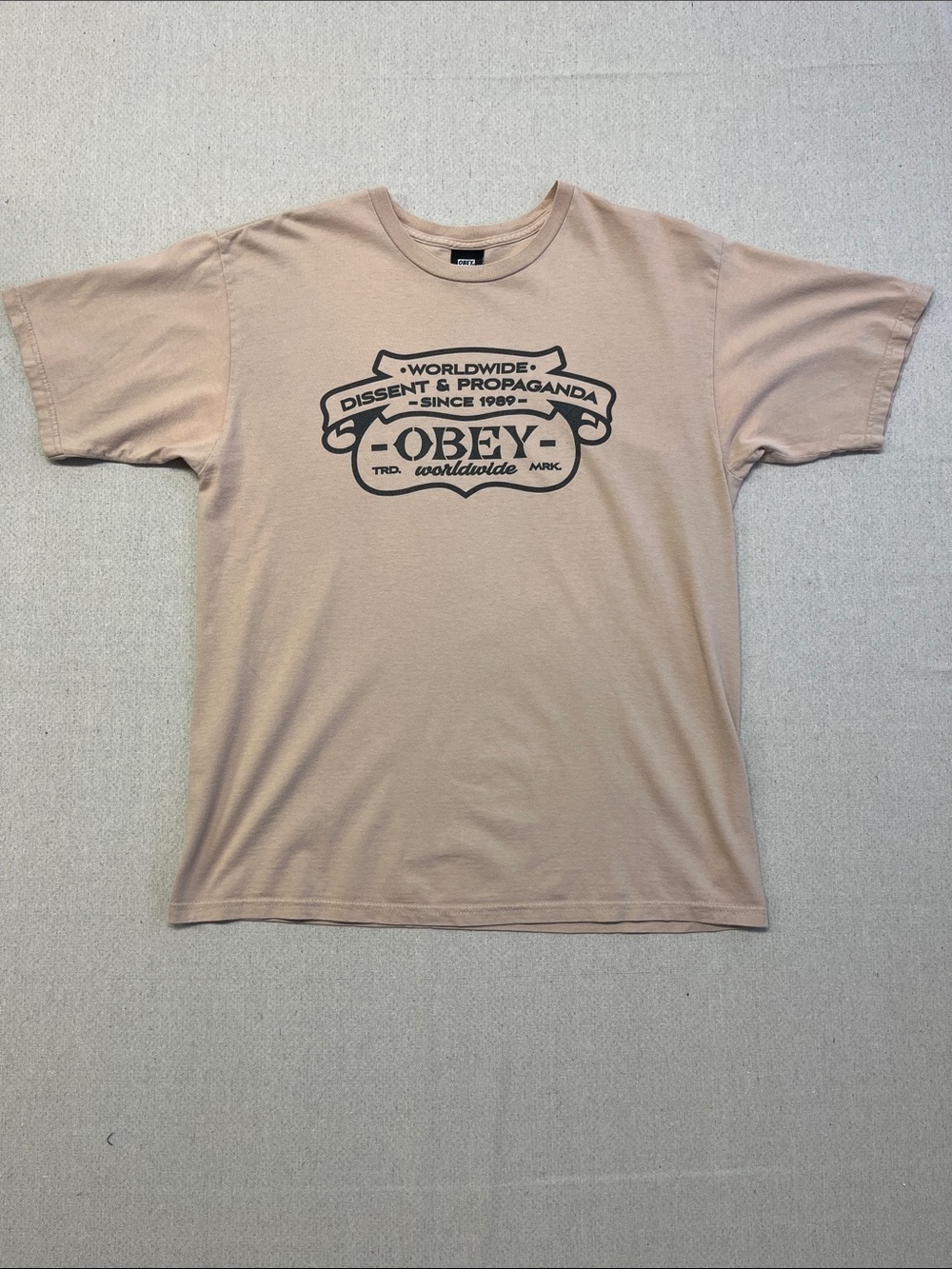 Obey Worldwide Dissent & Propaganda Graphic Tee Tan Large Streetwear